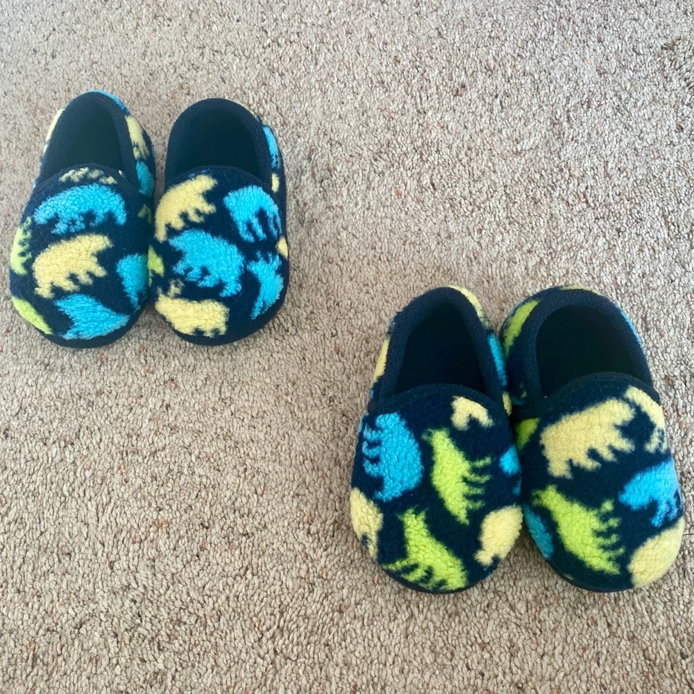 Wonder Nation Kids Dinosaur Slippers - Blue and Yellow